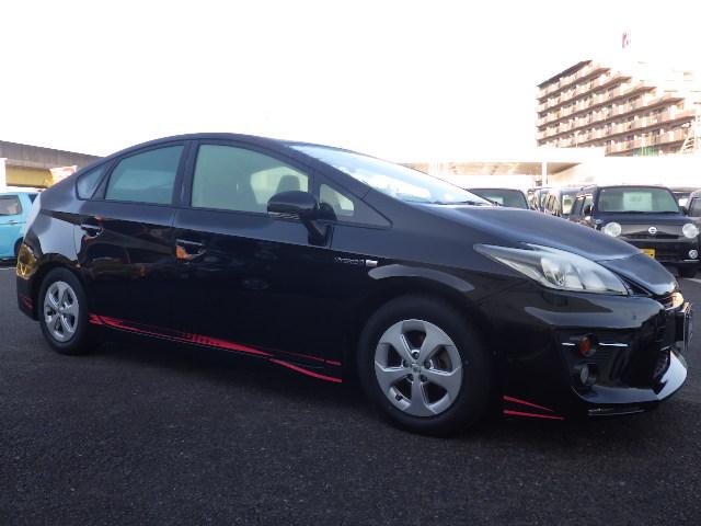 プリウス Ｓツーリングセレクション・Ｇ’ｓ　社外ナビ＆フルセグＴＶ／Ｂｌｕｅｔｏｏｔｈ／ＨＩＤヘッドライト／スマートキー／プッシュスタート／ＥＴＣ（4枚目）