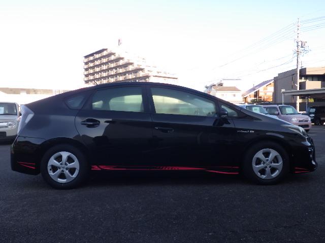 プリウス Ｓツーリングセレクション・Ｇ’ｓ　社外ナビ＆フルセグＴＶ／Ｂｌｕｅｔｏｏｔｈ／ＨＩＤヘッドライト／スマートキー／プッシュスタート／ＥＴＣ（5枚目）