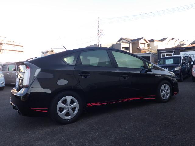 プリウス Ｓツーリングセレクション・Ｇ’ｓ　社外ナビ＆フルセグＴＶ／Ｂｌｕｅｔｏｏｔｈ／ＨＩＤヘッドライト／スマートキー／プッシュスタート／ＥＴＣ（6枚目）