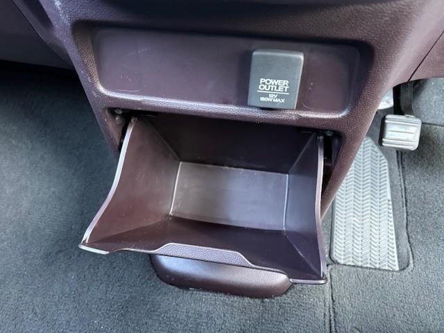 Ｎ－ＷＧＮカスタム Ｇ・Ａパッケージ　禁煙車／ドラレコ／ナビ＆ＴＶ／Ｂｌｕｅｔｏｏｔｈ／ＤＶＤ再生／バックモニター／スマートキー／プッシュスタート／ハーフレザー調シート／クルーズコントロール／純正アルミ／ＨＩＤヘッドライト（52枚目）