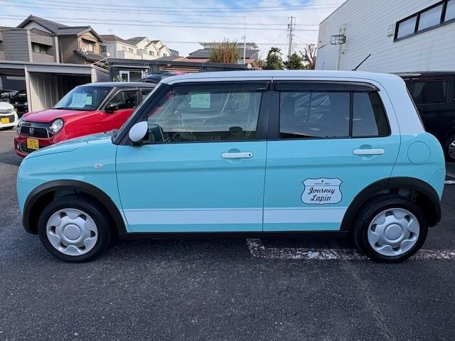 アルトラパン Ｓ　２トーンカラー／全方位モニター／純正ナビ／フルセグＴＶ／Ｂｌｕｅｔｏｏｔｈ／ＨＩＤヘッドライト／フォグライト／スマートキー／プッシュスタート／衝突軽減ブレーキ／ＥＴＣ／白ルーフ／アイドリングストップ（5枚目）