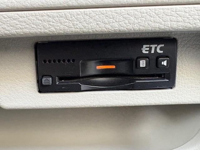 アルトラパン Ｓ　２トーンカラー／全方位モニター／純正ナビ／フルセグＴＶ／Ｂｌｕｅｔｏｏｔｈ／ＨＩＤヘッドライト／フォグライト／スマートキー／プッシュスタート／衝突軽減ブレーキ／ＥＴＣ／白ルーフ／アイドリングストップ（49枚目）