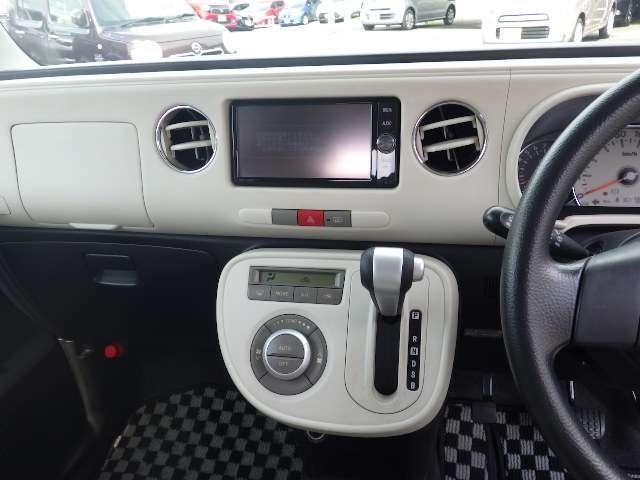 ミラココア ココアＸ　保証付　フルセグＴＶ　ローダウン　Ｂｌｕｅｔｏｏｔｈ接続　ナビ　禁煙車　ＥＴＣ　キーレスエントリー　スマートキー　エアバック　エアコン　パワーステアリング　パワーウインドウ　ＡＢＳ　軽自動車（11枚目）