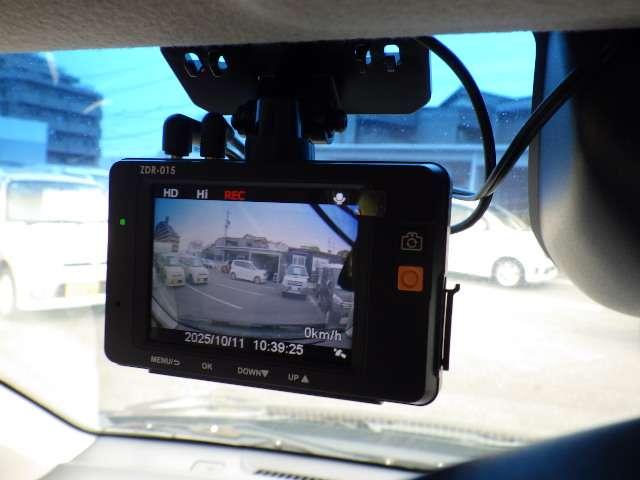 Ｎ－ＷＧＮカスタム Ｇ・Ａパッケージ　保証付　ワンセグＴＶ　バックカメラ　Ｂｌｕｅｔｏｏｔｈ接続　ナビ　記録簿　禁煙車　ハーフレザーシート　オートクルーズコントロール　ＥＴＣ　アルミホイール　キーレスエントリー　スマートキー　軽自動車（3枚目）