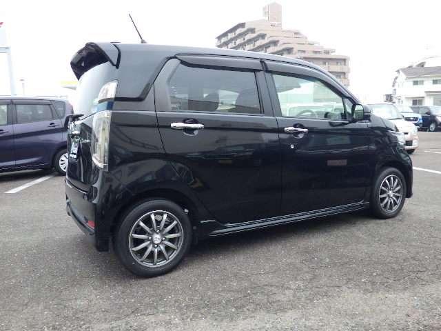 Ｎ－ＷＧＮカスタム Ｇ・Ａパッケージ　保証付　ワンセグＴＶ　バックカメラ　Ｂｌｕｅｔｏｏｔｈ接続　ナビ　記録簿　禁煙車　ハーフレザーシート　オートクルーズコントロール　ＥＴＣ　アルミホイール　キーレスエントリー　スマートキー　軽自動車（29枚目）