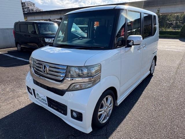 当店は車両状態の積極開示をモットーにしています！傷や汚れなど気になる箇所はメールで画像を添付してさらに詳しく説明させていただきますので気になるお車がございましたらお気軽にお問い合わせください！