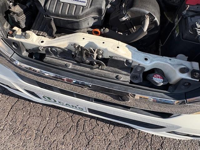 コアサポートシワあり