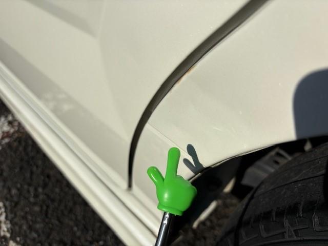 クオーターパネル（助手席側）傷あり