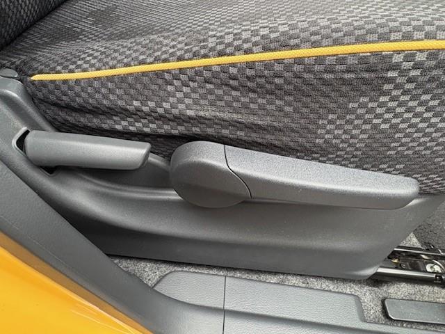 ハスラー Ｇ　社外ナビ　Ｂｌｕｅｔｏｏｔｈ　フルセグＴＶ　ＥＴＣ　レーダーブレーキ　シートヒーター　ツートンルーフ（20枚目）