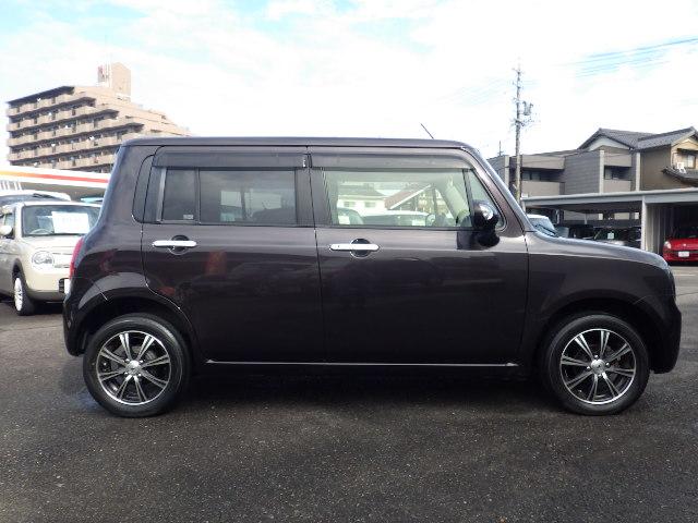 アルトラパン Xセレクション 4WD/ナビTV/HIDヘッドライト/スマートキー/社外アルミ/ETC/プッシュスタート/取説&記録簿(8枚目)