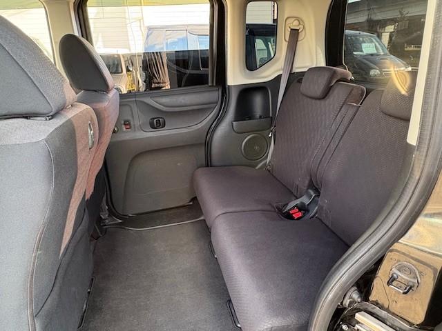 Ｎ－ＢＯＸカスタム Ｇ・Ｌパッケージ　純正ナビ／Ｂｌｕｅｔｏｏｔｈ／パワースライド／ＨＩＤヘッドライト／スマートキー／プッシュスタート／純正アルミ／アイドリングストップ／フォグライト（33枚目）