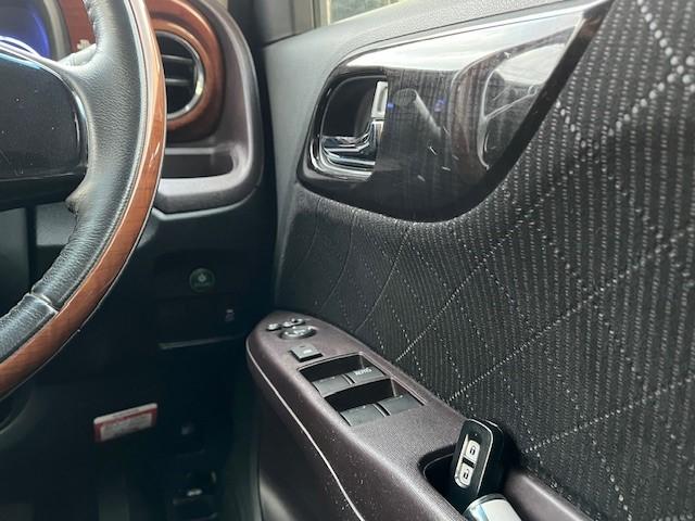 N-ONE プレミアム・Lパッケージ ナビ/Bluetooth/ステアリングスイッチ/ETC2.0/前後ドラレコ/ウッドコンビハンドル&ウッドパネル/HIDヘッドライト/スマートキー/純正AW(51枚目)