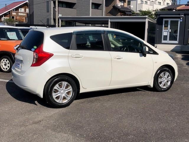 ノート Ｘ　エマージェンシーブレーキパッケージ　Ｂｌｕｅｔｏｏｔｈ／ＥＴＣ／レーダーブレーキ／レーンキープ／ナビ／ＣＤ・ＤＶＤ／スマートキー／プッシュスタート／アイドリングストップ（10枚目）