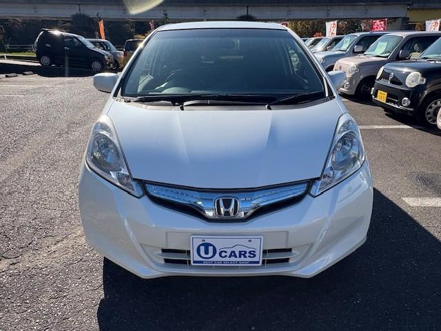 フィットハイブリッド ハイブリッド・１０ｔｈアニバーサリー　社外ナビ＆ＴＶ／Ｂｌｕｅｔｏｏｔｈ／スマートキー／ＥＴＣ／クルーズコントロール／アイドリングストップ／オートエアコン（2枚目）