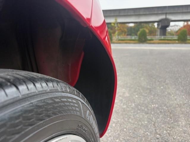 Ｎ－ＯＮＥ プレミアム　２トーンカラー／ブラックルーフ／ナビ／ドライブレコーダー／ＨＩＤヘッドライト／プッシュスタート／スマートキー／純正アルミ／アイドリングストップ（24枚目）