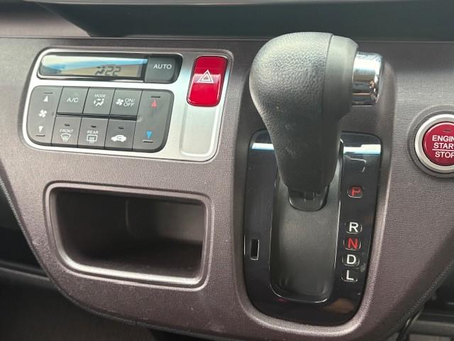 Ｎ－ＯＮＥ プレミアム　２トーンカラー／ブラックルーフ／ナビ／ドライブレコーダー／ＨＩＤヘッドライト／プッシュスタート／スマートキー／純正アルミ／アイドリングストップ（48枚目）