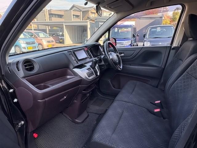 Ｎ－ＷＧＮカスタム Ｇ　ナビ／純正エアロ／オプションモデューロアルミ／バックモニター／ＥＴＣ／ＨＩＤヘッドライト／プッシュスタート／スマートキー／アイドリングストップ／横滑り防止／フォグライト／オートエアコン／ＰＶガラス（31枚目）