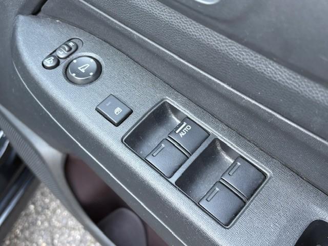 Ｎ－ＷＧＮカスタム Ｇ　ナビ／純正エアロ／オプションモデューロアルミ／バックモニター／ＥＴＣ／ＨＩＤヘッドライト／プッシュスタート／スマートキー／アイドリングストップ／横滑り防止／フォグライト／オートエアコン／ＰＶガラス（54枚目）