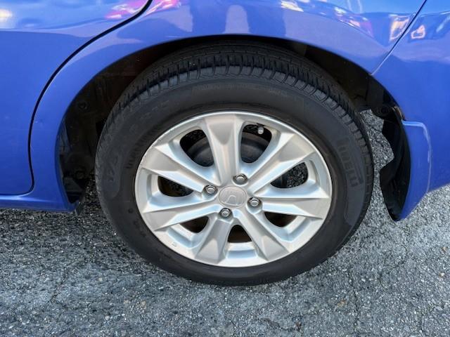 フィットハイブリッド ナビプレミアムセレクション　ナビＴＶ／シートヒーター／バックカメラ／スマートキー／ステアリングスイッチ／クルーズコントロール／アイドリングストップ（24枚目）