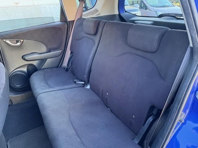 フィットハイブリッド ナビプレミアムセレクション　ナビＴＶ／シートヒーター／バックカメラ／スマートキー／ステアリングスイッチ／クルーズコントロール／アイドリングストップ（39枚目）