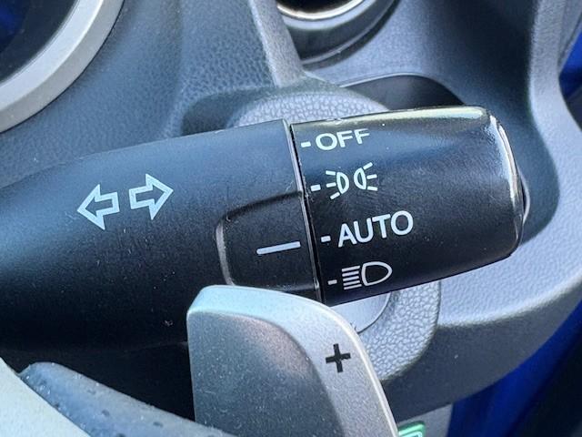 フィットハイブリッド ナビプレミアムセレクション　ナビＴＶ／シートヒーター／バックカメラ／スマートキー／ステアリングスイッチ／クルーズコントロール／アイドリングストップ（55枚目）