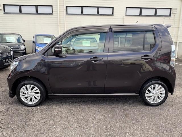 ワゴンＲ ＦＺ　ナビ／アイドリングストップ／シートヒーター／プッシュスタート／スマートキー／横滑り防止／純正アルミ／オートエアコン（5枚目）