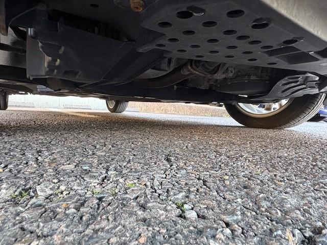 スイフト RS ナビTV/HIDヘッドライト/プッシュスタート/スマートキー/純正エアロ/純正アルミ/ステアリングスイッチ/フォグライト/オートエアコン(20枚目)