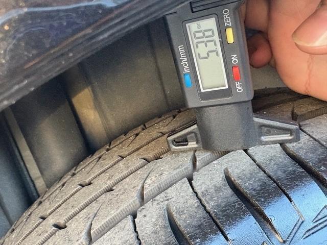 スイフト RS ナビTV/HIDヘッドライト/プッシュスタート/スマートキー/純正エアロ/純正アルミ/ステアリングスイッチ/フォグライト/オートエアコン(27枚目)