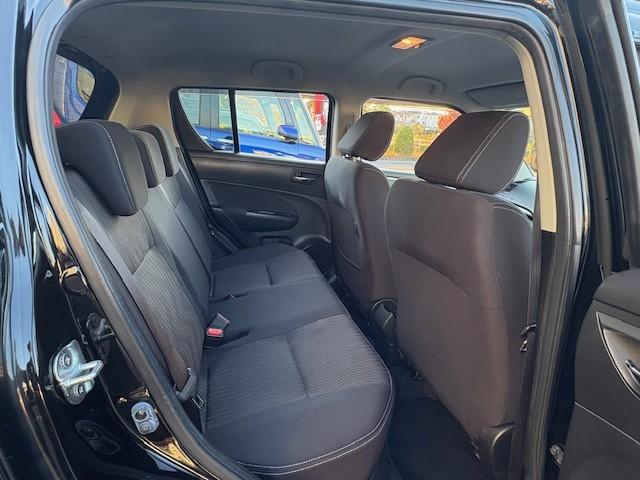 スイフト RS ナビTV/HIDヘッドライト/プッシュスタート/スマートキー/純正エアロ/純正アルミ/ステアリングスイッチ/フォグライト/オートエアコン(40枚目)