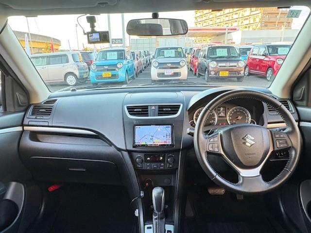 スイフト RS ナビTV/HIDヘッドライト/プッシュスタート/スマートキー/純正エアロ/純正アルミ/ステアリングスイッチ/フォグライト/オートエアコン(46枚目)