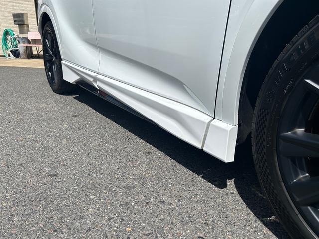 ＲＸ ＲＸ５００ｈ　Ｆスポーツパフォーマンス　４ＷＤ　ＴＲＤエアロ　スポーツマフラー＆リヤディフューザー　デジタルインナ－ミラ－　パノラマルーフ（12枚目）