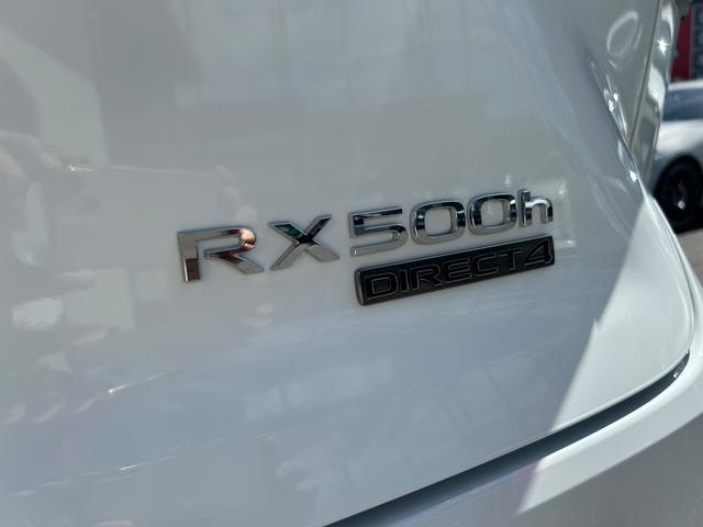 ＲＸ ＲＸ５００ｈ　Ｆスポーツパフォーマンス　４ＷＤ　ＴＲＤエアロ　スポーツマフラー＆リヤディフューザー　デジタルインナ－ミラ－　パノラマルーフ（14枚目）