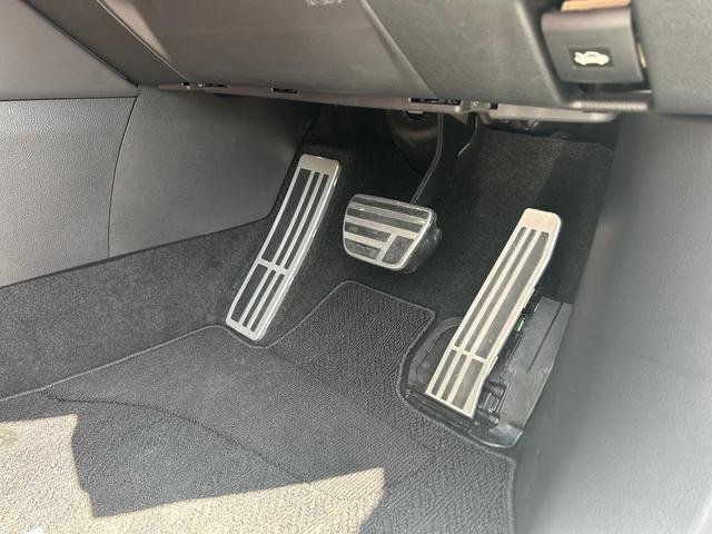 ＲＸ ＲＸ５００ｈ　Ｆスポーツパフォーマンス　４ＷＤ　ＴＲＤエアロ　スポーツマフラー＆リヤディフューザー　デジタルインナ－ミラ－　パノラマルーフ（30枚目）