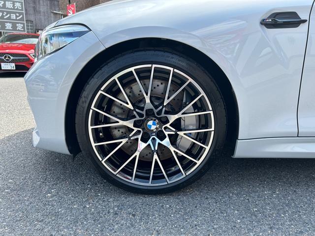 Ｍ２ コンペティション　ＨＤＤ純正ナビ　ブラックレザーシート（12枚目）