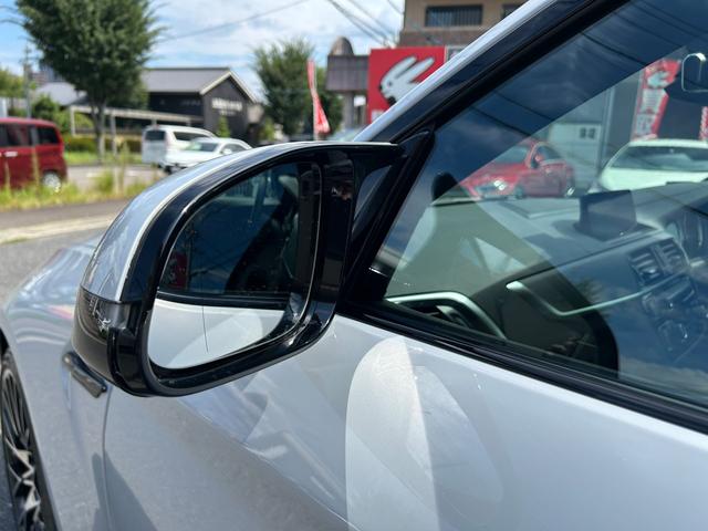 Ｍ２ コンペティション　ＨＤＤ純正ナビ　ブラックレザーシート（14枚目）