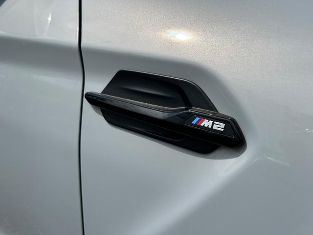 Ｍ２ コンペティション　ＨＤＤ純正ナビ　ブラックレザーシート（19枚目）