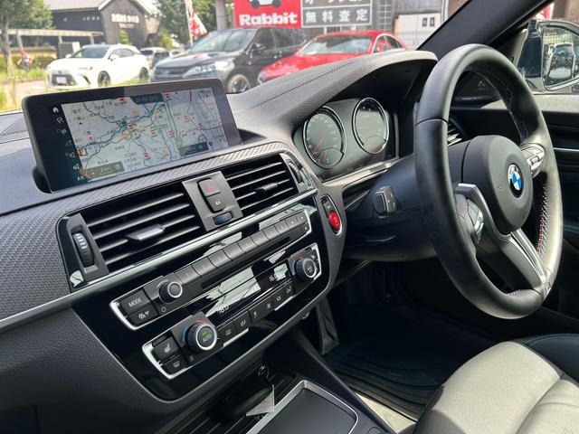 Ｍ２ コンペティション　ＨＤＤ純正ナビ　ブラックレザーシート（37枚目）