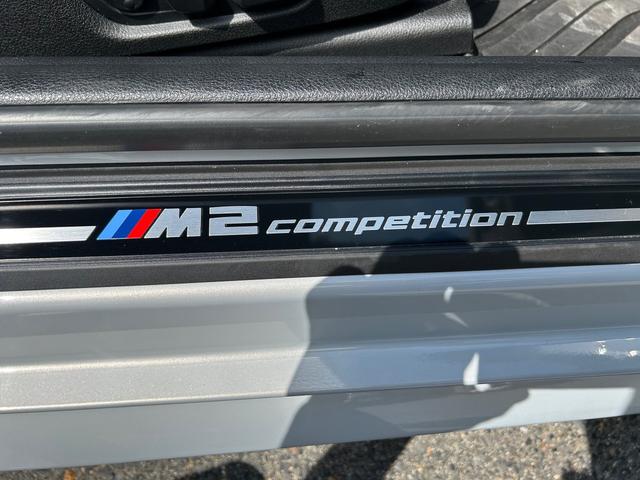 Ｍ２ コンペティション　ＨＤＤ純正ナビ　ブラックレザーシート（40枚目）