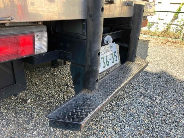 キャンター 中温冷凍車ー5C°東プレ荷台箱 サーモキング冷凍機 レンタアップ 左開口部サイズW820H1620 リア観音開きサイズW1750H1790(18枚目)