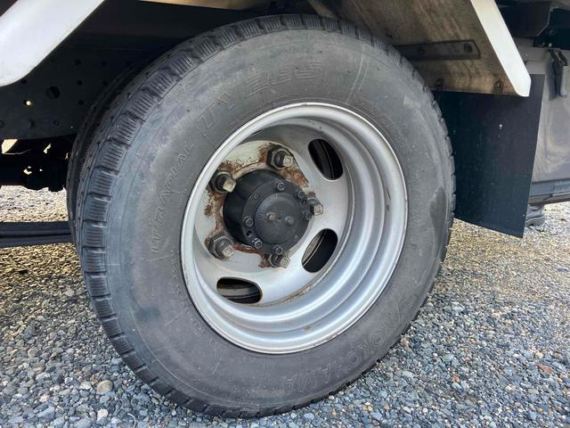 キャンター 中温冷凍車ー5C°東プレ荷台箱 サーモキング冷凍機 レンタアップ 左開口部サイズW820H1620 リア観音開きサイズW1750H1790(21枚目)