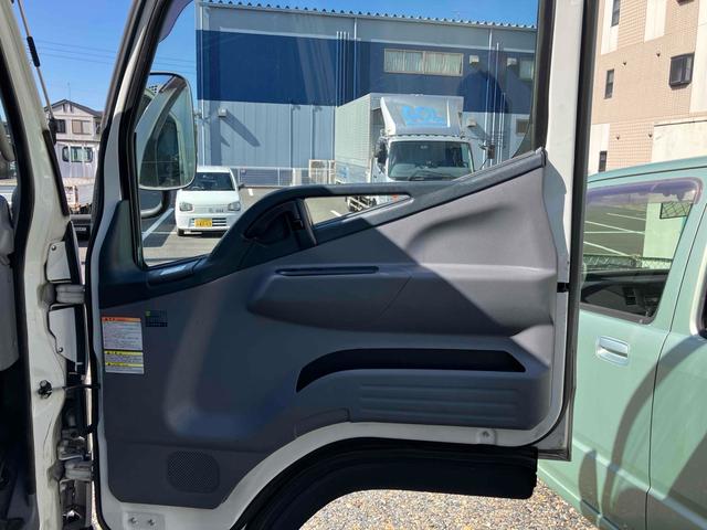 キャンター 中温冷凍車ー5C°東プレ荷台箱 サーモキング冷凍機 レンタアップ 左開口部サイズW820H1620 リア観音開きサイズW1750H1790(26枚目)