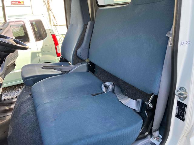 キャンター 中温冷凍車ー5C°東プレ荷台箱 サーモキング冷凍機 レンタアップ 左開口部サイズW820H1620 リア観音開きサイズW1750H1790(30枚目)