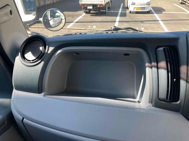 キャンター 中温冷凍車ー5C°東プレ荷台箱 サーモキング冷凍機 レンタアップ 左開口部サイズW820H1620 リア観音開きサイズW1750H1790(34枚目)