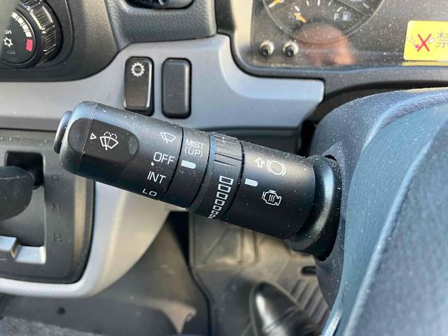 キャンター 中温冷凍車ー5C°東プレ荷台箱 サーモキング冷凍機 レンタアップ 左開口部サイズW820H1620 リア観音開きサイズW1750H1790(36枚目)