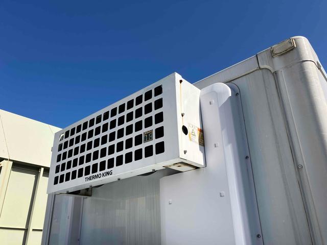 キャンター 中温冷凍車ー5C°東プレ荷台箱 サーモキング冷凍機 レンタアップ 左開口部サイズW820H1620 リア観音開きサイズW1750H1790(43枚目)