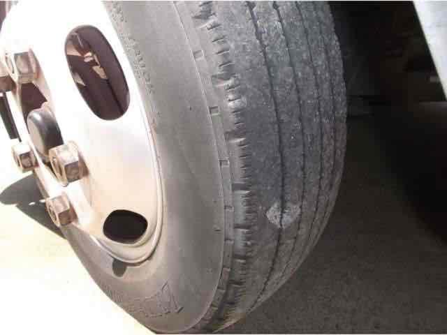 キャンター 全低床 ワイドキャブ ディーゼルターボ 両サイドワンタッチスライドドア 中温冷凍車-5度 東プレ車検証寸法468x169x197荷台内寸2940x1560x995ワンオーナー デュオニック(19枚目)