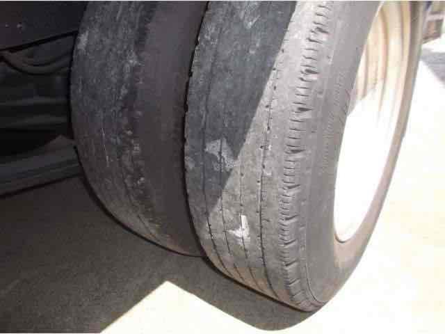 キャンター 全低床 ワイドキャブ ディーゼルターボ 両サイドワンタッチスライドドア 中温冷凍車-5度 東プレ車検証寸法468x169x197荷台内寸2940x1560x995ワンオーナー デュオニック(20枚目)