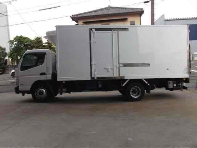 キャンター 　ワイドロング高床ディーゼルターボ　後輪ダブル　ロング中温冷凍車トプレ新明和マルチパワーゲート３．１ｔ積スタンバイモーター内寸５４００Ｘ幅２０５０Ｘ高１９９０（2枚目）