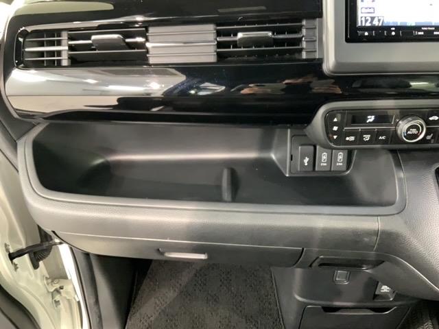 Ｎ－ＢＯＸカスタム Ｌターボ　Ｈ　ＳＥＮＳＩＮＧ　最長５年保証　ワンオーナ－　ナビＶＸＭ－２１４ＶＦｉ　ＴＶ　Ｒカメラ　ＣＤ録音　ＢＴオ－ディオ　ＤＶＤ　シ－トヒ－タ－　ＥＴＣ　ＬＥＤライト　両側電動ドア　ＶＳＡ　アルミ　ＡＡＣ（25枚目）