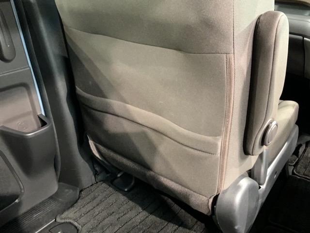 フリード Ｇ・ホンダセンシング　最長５年保証　ワンオーナ－　ナビＶＸＭ－２１７ＶＦＮｉ　ＴＶ　Ｒカメラ　ＣＤ録音　ＢＴオ－ディオ　ＤＶＤ　ＥＴＣ　ＬＥＤライト　両側電動ドア　ＶＳＡ　シ－トヒ－タ－　アルミ　スマ－トキ－　スペアキー（30枚目）